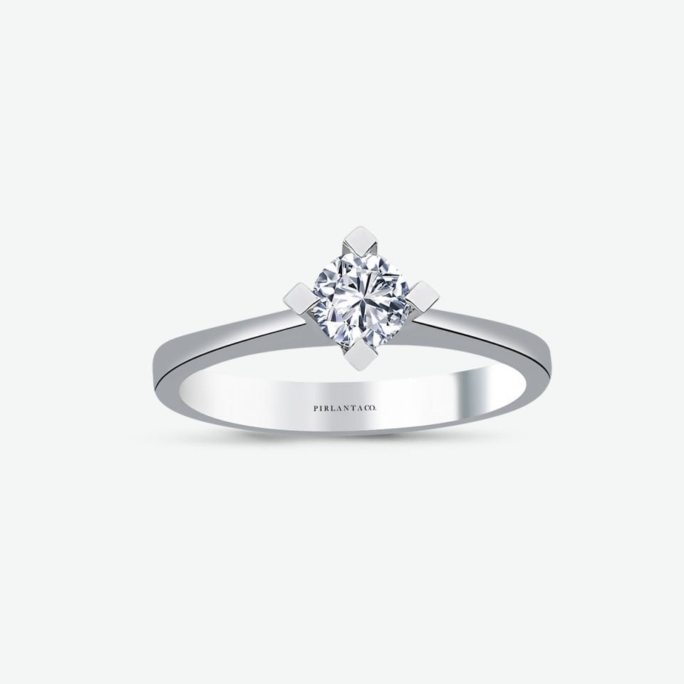 0.50 KARAT PIRLANTA TEKTAŞ YÜZÜK