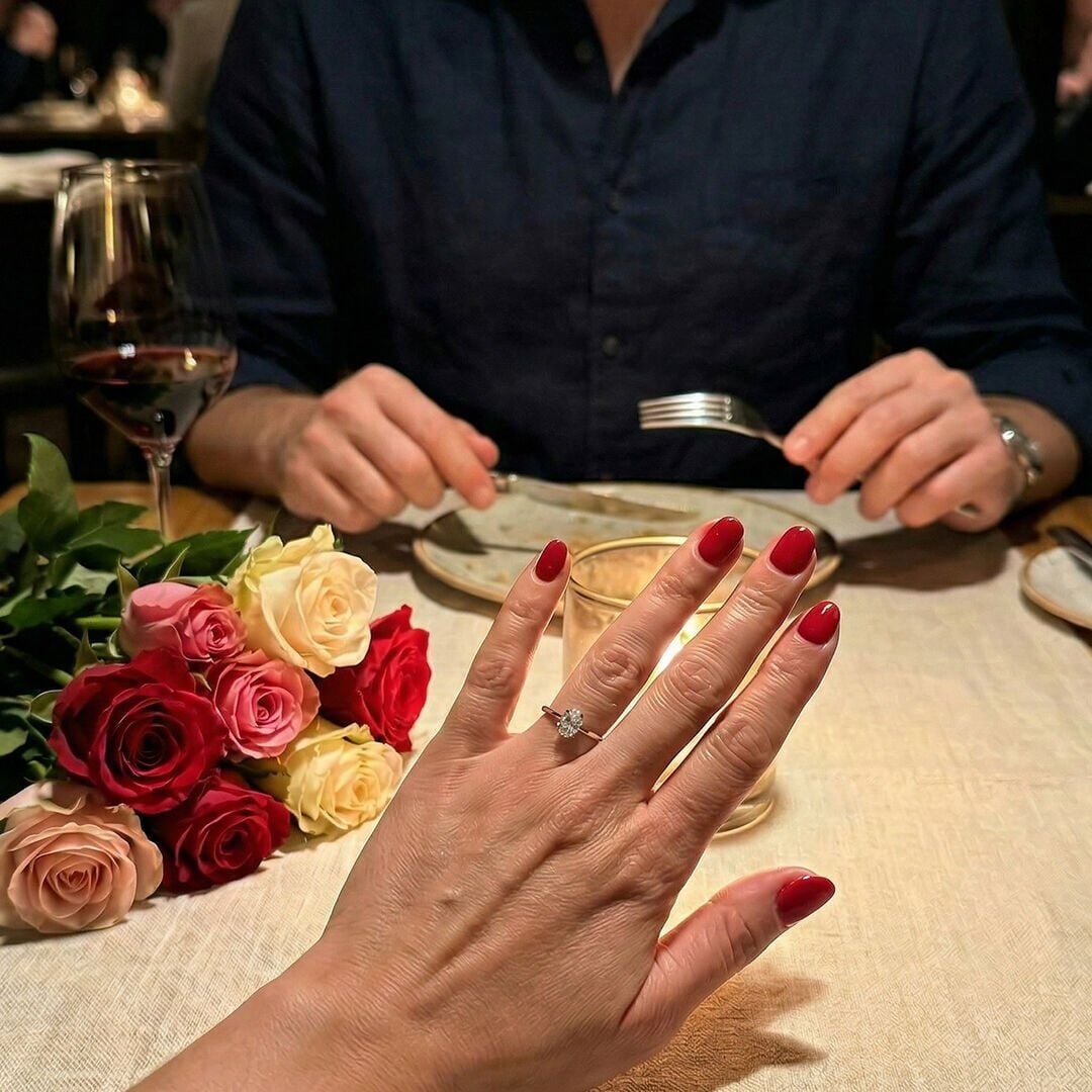 0.30 Karat Valeria Oval Tektaş Yüzük